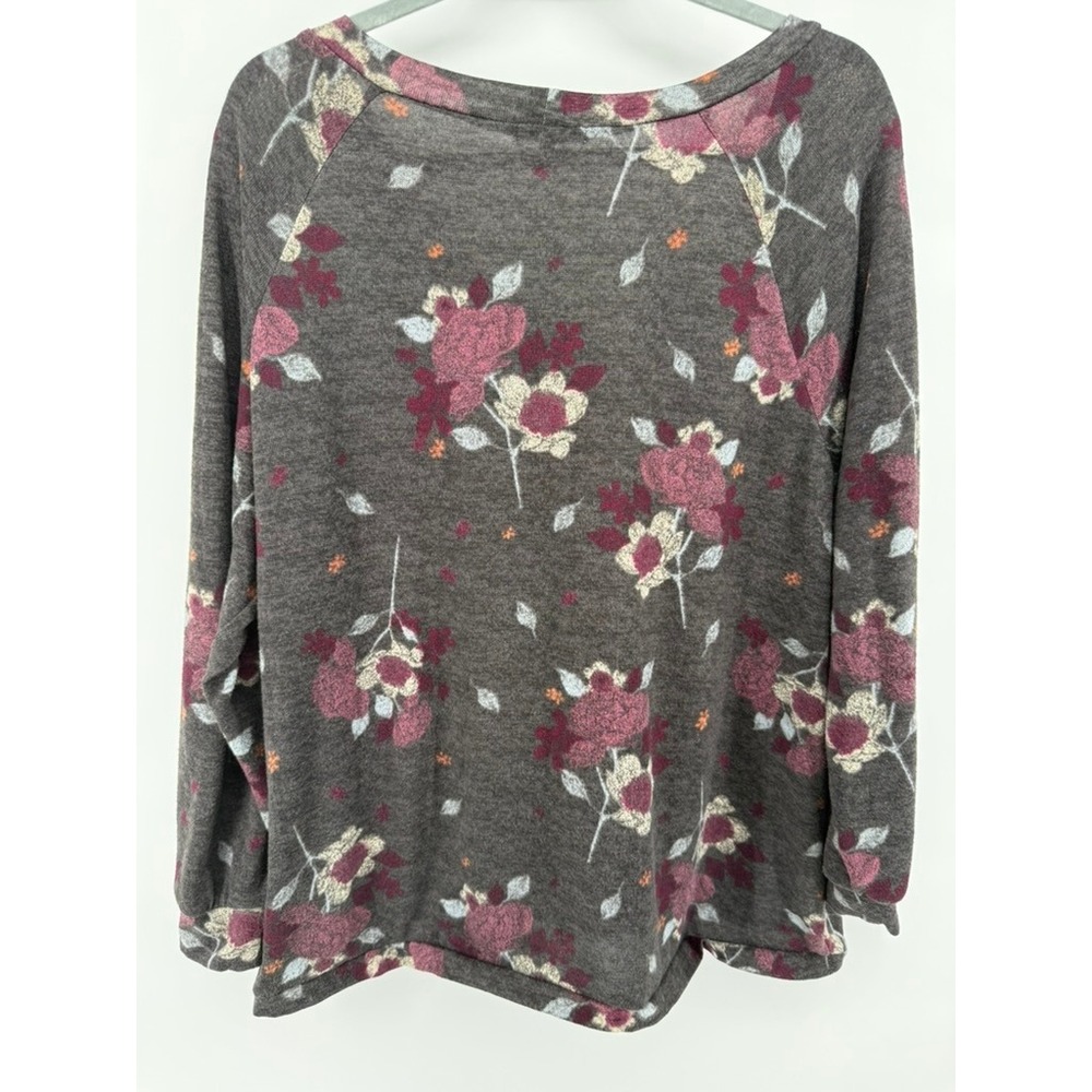 Maurices Floral Knit Top Womens 2X Plus Gray Burgundy Feminine Boho Long Sleeve - Picture 8 of 9